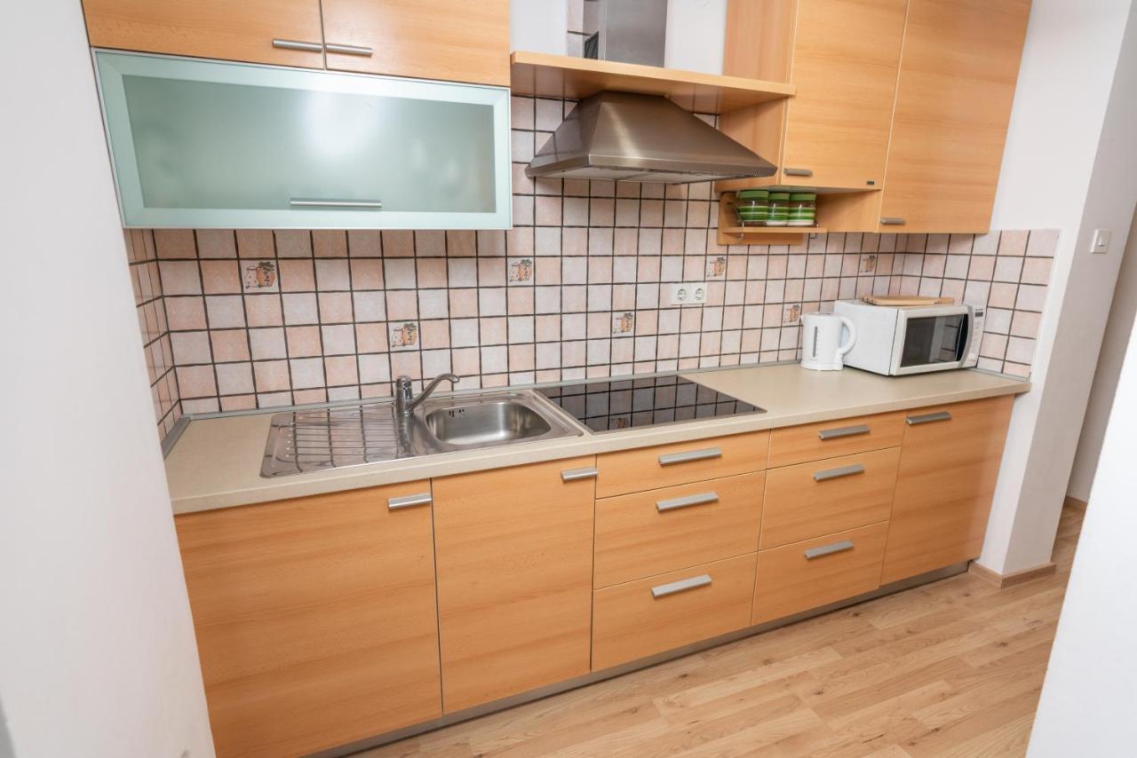 Apartments Znidar بوينج المظهر الخارجي الصورة