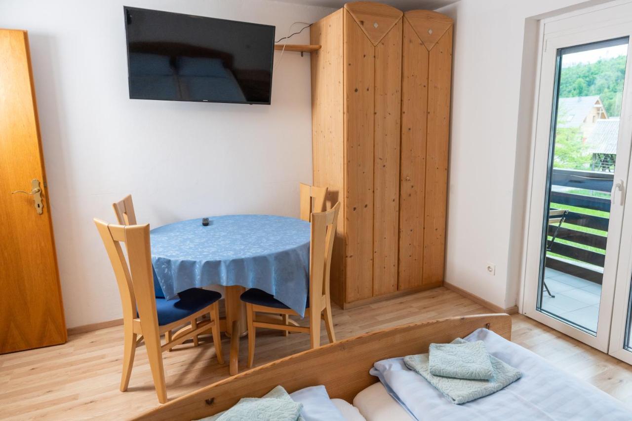 Apartments Znidar بوينج المظهر الخارجي الصورة