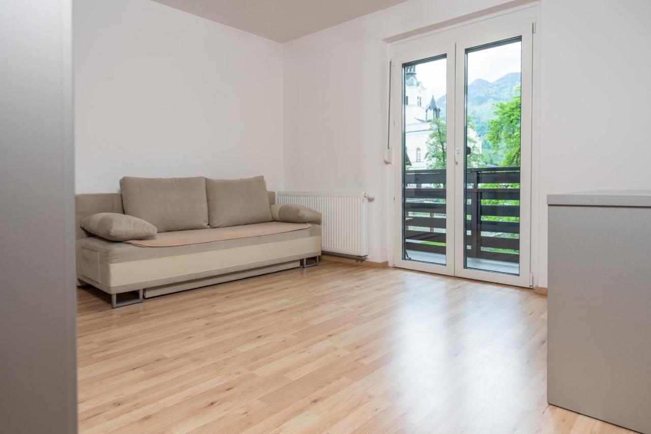 Apartments Znidar بوينج المظهر الخارجي الصورة