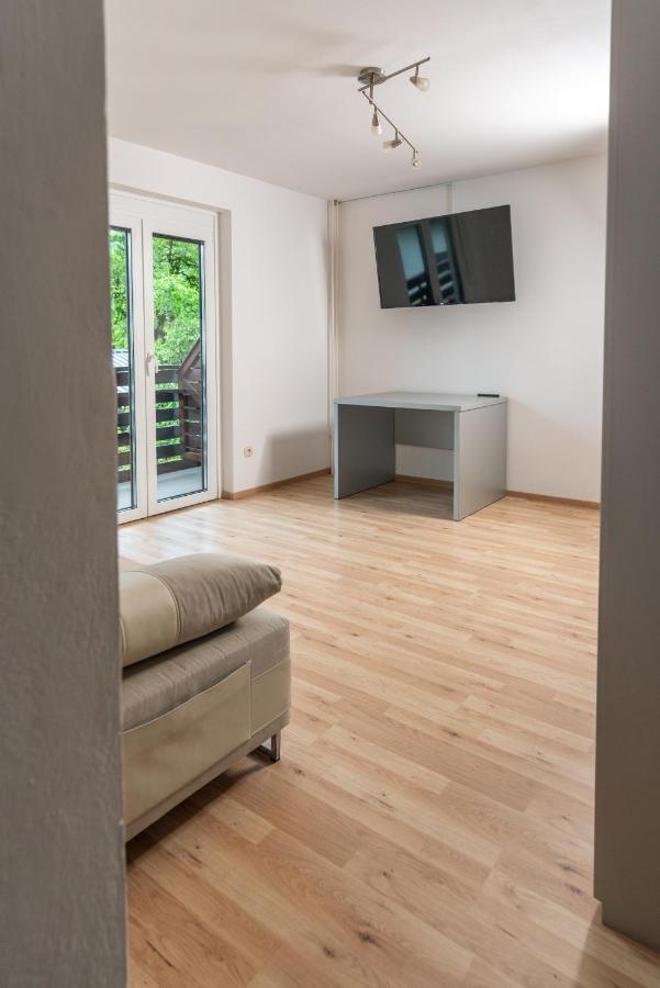 Apartments Znidar بوينج المظهر الخارجي الصورة