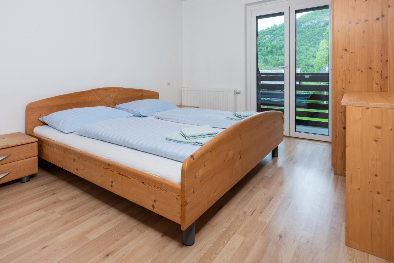 Apartments Znidar بوينج المظهر الخارجي الصورة