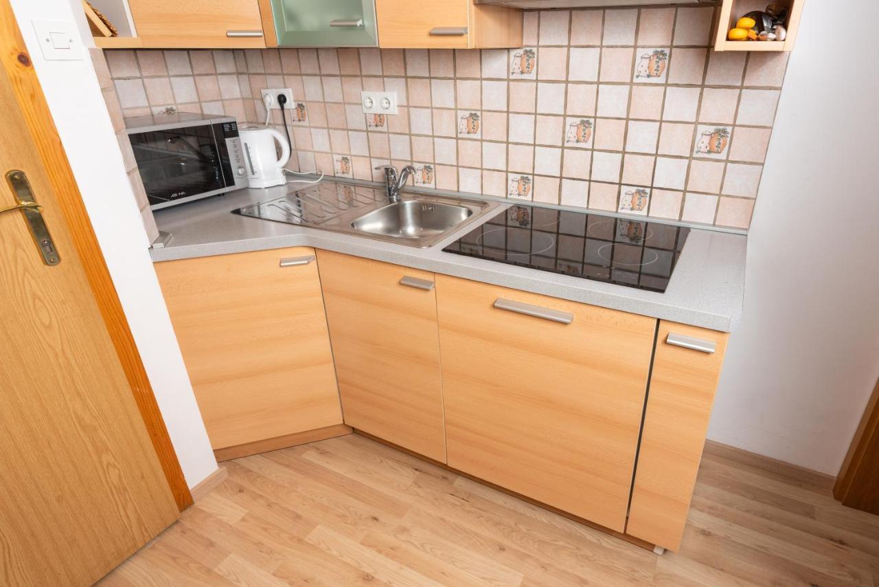 Apartments Znidar بوينج المظهر الخارجي الصورة