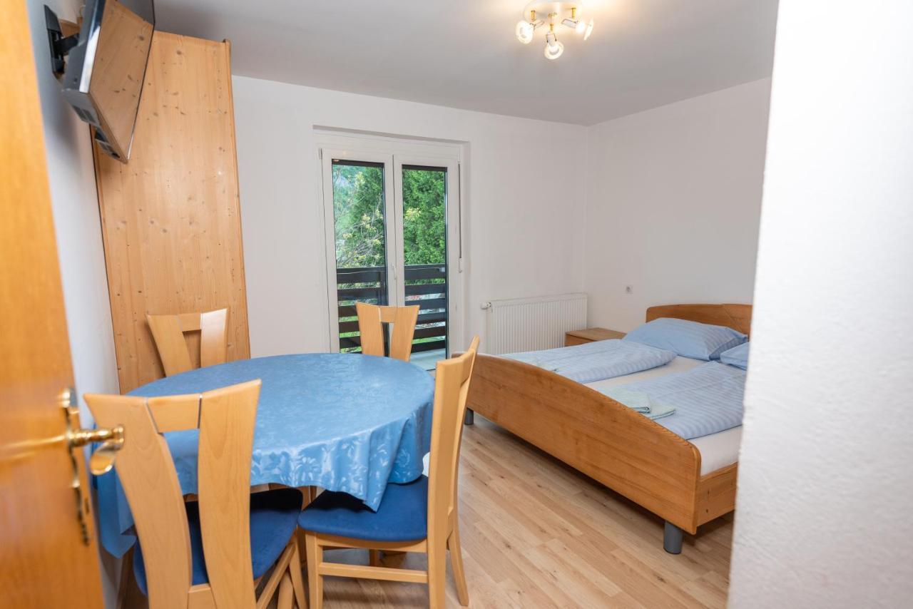 Apartments Znidar بوينج المظهر الخارجي الصورة
